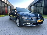 tweedehands VW Passat 1.6 TDI R-line Clima Dak Leer Trekhaak