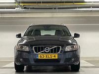 tweedehands Volvo V70 T4 Summum - Cruise - Airco - Leder - Navi