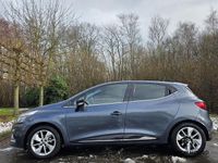 Occasion Renault Clio IV LIMITED 90 PK (66 kW) 2017 Grijs Hatchback