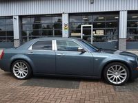 tweedehands Chrysler 300C 5.7 V8 HEMI Navi airco Dak Km 197.486!!