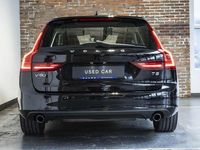 tweedehands Volvo V90 T5 Automaat Momentum | Lederen bekleding | Stoelverwarming | Parkeercamera | Parkeersensoren voor + achter | Apple carplay/ Android auto | elektrisch bedienbare achterklep | BLIS |