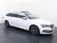 Occasion Skoda Superb LAURIN & KLEMENT 218 PK (160 kW) 2023 Wit (metallic) Stationwagen