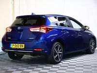 Occasion Toyota Auris Hybrid 136 PK (100 kW) 2018 Blauw Hatchback