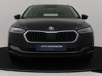 tweedehands Skoda Octavia Combi 1.5 e-TSI Business Edition | Stoelverwarming | Achteruitrijcamera | Navigatie | Keyless | Adaptieve Cruise control | CarPlay | Draadloze telefoonlader |