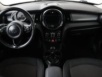 tweedehands Mini Cooper 1.5 Automaat (NAVIGATIE MULTIMEDIA 5-DEURS