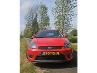 tweedehands Ford Fiesta 1.6-16V Rally Edition S Red 1.6 100PK