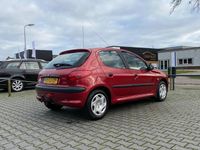 tweedehands Peugeot 206 1.4 XT 5-deurs APK 06-01-2025