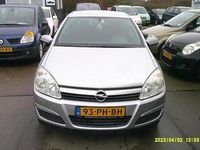 Occasion Opel Astra Enjoy 105 PK (77 kW) 2004 Grijs Stationwagen