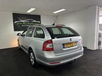 tweedehands Skoda Octavia Combi 1.4 TSI Elegance Grijs AIRCO - PDC - APK 2024 - NAP!