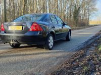 tweedehands Ford Mondeo 1.8-16V Centennial