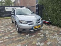 Occasion Mitsubishi Outlander Comfort Edition 136 PK (100 kW) 2003 Grijs SUV