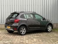 Occasion Dacia Sandero Stepway 90 PK (66 kW) 2018 Zwart Hatchback