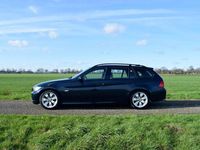 tweedehands BMW 330 330 Touring i Dynamic Executive