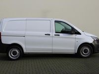 tweedehands Mercedes Vito 114 CDI Bluetec Comfort Aut Navi Clima Cruise 3stoelen Camera Tel Trekhaak Nw.banden Zeer nette