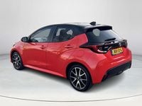 Occasion Toyota Yaris Hybrid Edition 116 PK (85 kW) 2021 Rood Hatchback