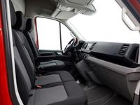 tweedehands VW Crafter 35 2.0 TDI 177pk L3H3 (L2H2) Highline Trekhaak 3500kg 04-2018