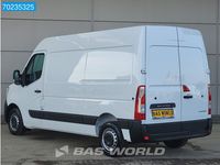 tweedehands Renault Master 135PK L2H2 Airco Cruise Camera Parkeersensoren 10m3 Airco Cruise control