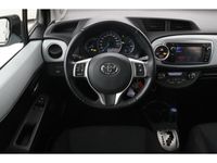 tweedehands Toyota Yaris 1.5 Full Hybrid Aspiration | Camera | Climate control | Blue
