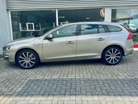 tweedehands Volvo V60 2.4 D6 AWD Pl.i Sum.