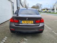 tweedehands BMW 320 320 i High Executive