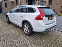 Occasion Volvo V60 CC 150 PK (110 kW) 2017 Wit Stationwagen