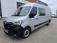 tweedehands Renault Master T35 2.3 dCi 135 L3H2 DC 7 persoons / vaste prijs rijklaar ¤ 25.850 ex btw / lease vanaf ¤ 462 / airco / cruise / navi / trekhaak 2500 kg / pdc voor en achter / achteruit rijcamera !