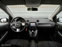 tweedehands Mazda 2 1.3 Navigator GT*Airco*Stoelverwrm*Navi*Trekh*Deal