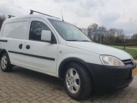 tweedehands Opel Combo 1.6i Benzine met Airco, Zijdeur, Trekhaak en LMV !