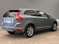 tweedehands Volvo XC60 2.0 T5 AWD 245 PK Summum | Panoramadak | Leder | Dodehoekbewaking | 18'' Lichtmetalenvelgen | Xenon | Elektrische achterklep | Alarm | Keyless | Stoelverwarming | Navigatie |