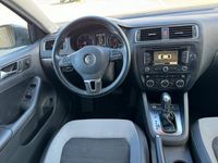 tweedehands VW Jetta 1.6 TDI High Executive Line BlueMotion KEYLESS PDC