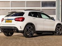 tweedehands Mercedes GLA180 Automaat AMG Line | Nightpakket | LED | Panoramada