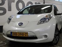 tweedehands Nissan Leaf Tekna 24 kWh | 360° camera | Achteruitrijcamera | Cruise | Stoelverwarming voor + achter | Keyless entry | Bose geluidssysteem | Navi |