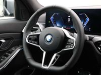 Nieuw BMW 330e Shadowline 292 PK (214 kW) 2025 Grijs Sedan