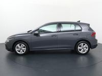 tweedehands VW Golf VIII 1.0 TSI Life | 110 PK | Achteruitrijcamera | Digitaal display | Adaptieve Cruise Control