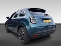 Occasion Fiat 600 La Prima 101 PK (74 kW) 2025 Blauw (metallic) SUV