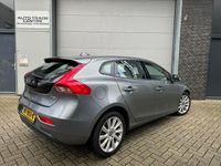 tweedehands Volvo V40 1.5 T2 Summum [AUT|StoelVW|Cruise|Navi|PDC]