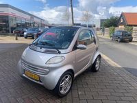 tweedehands Smart ForTwo Coupé - & pure