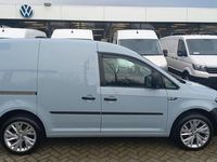 tweedehands VW Caddy 2.0 TDI L1H1 BMT Trend Edtion 102 pk - Airco / Trekhaak / Navi by App