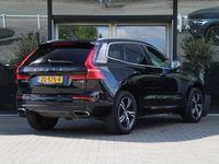 tweedehands Volvo XC60 T5 R-Design | Adaptive Cruise | Panoramadak | Standkachel | Camera | Keyless | Stoel/stuurverwarming | Trekhaak