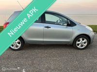 Occasion Toyota Yaris Cool 87 PK (63 kW) 2009 Grijs Hatchback