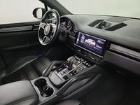 tweedehands Porsche Cayenne 3.0 E-Hybrid Sport Chrono [BOSE, SCHUIFKANTELDAK, ADAPTIVE CRUISE CONTROL, LUCHTVERING, NIEUWSTAAT]