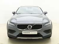 tweedehands Volvo V60 CC B5 264pk AWD Plus / 360 Camera / H&K Audio / 19''