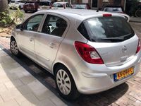 tweedehands Opel Corsa 1.2-16V Essentia