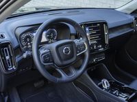 tweedehands Volvo XC40 T5 Automaat Recharge Plus Dark | Lederen interieur | Parkeercamera | Park Assist voor en achter | Premium Audio by Harman Kardon | Elektrisch bedienbare voorstoelen| Interieur voorverwarming