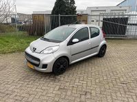 Occasion Peugeot 107 68 PK (50 kW) 2009 Grijs Hatchback
