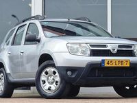 tweedehands Dacia Duster 1.6i Lauréate 2wd 2e Eigenaar Trehaak 100% onderho