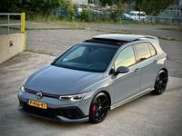 tweedehands VW Golf VIII 2.0 GTI CLUBSPORT 300PK! PANO|HEADUP|HK|IQ VOLLL