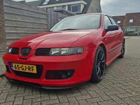 Occasion Seat Leon Sport 179 PK (131 kW) 2000 Rood Hatchback