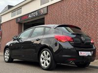 Occasion Opel Astra Edition 140 PK (102 kW) 2012 Zwart Hatchback