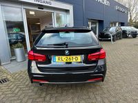 Occasion BMW 318 Executive 2018 Zwart Stationwagen